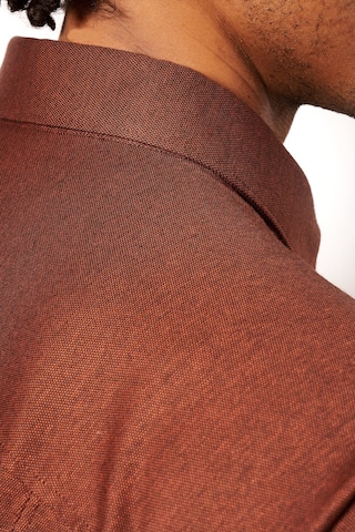 DESOTO Slim fit Button Up Shirt in Brown