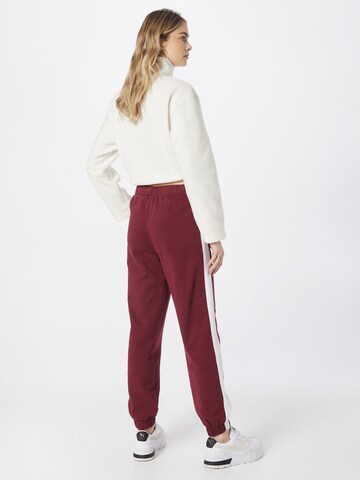 Effilé Pantalon 'DARK ACADEMIA' HOLLISTER en rouge