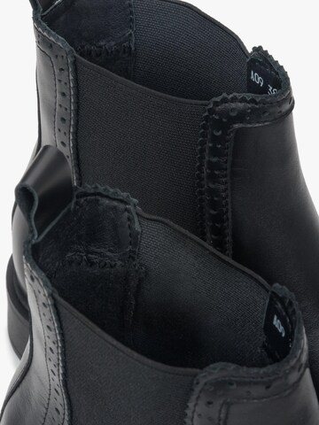 Estro Chelsea Boots '09-3814' in Black