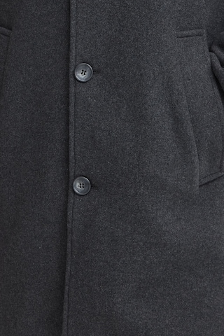 Casual Friday - Abrigo de entretiempo 'CFEzequiel' en gris