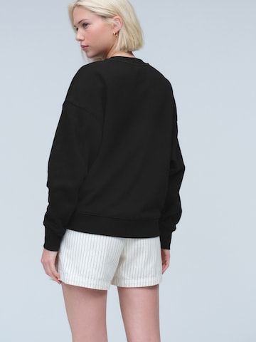 Next - Sweatshirt em preto