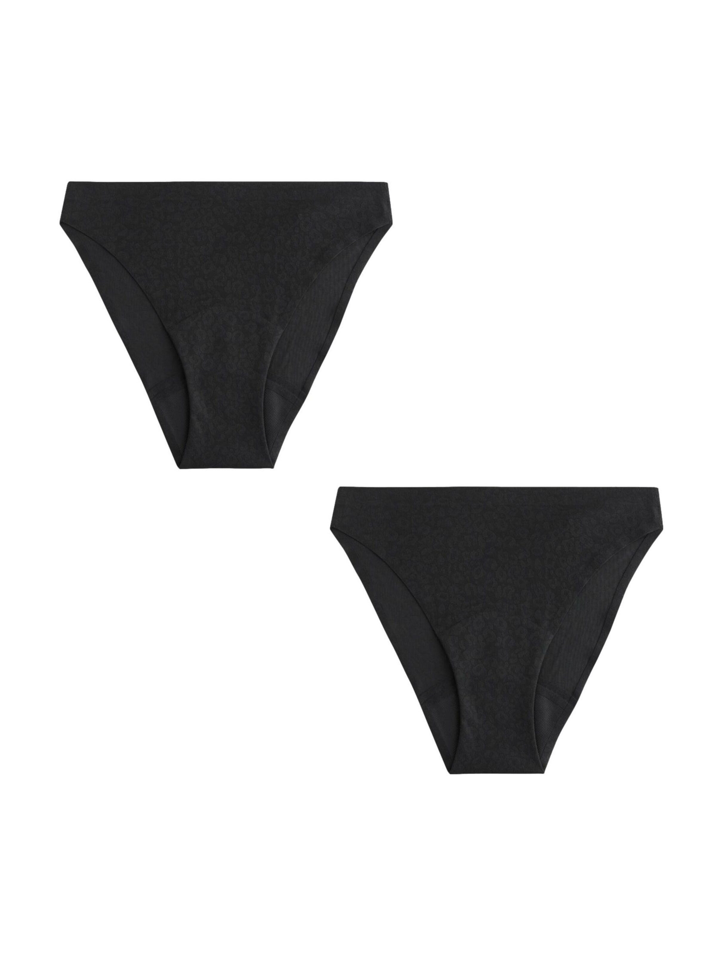 Next - Braga en negro: frente