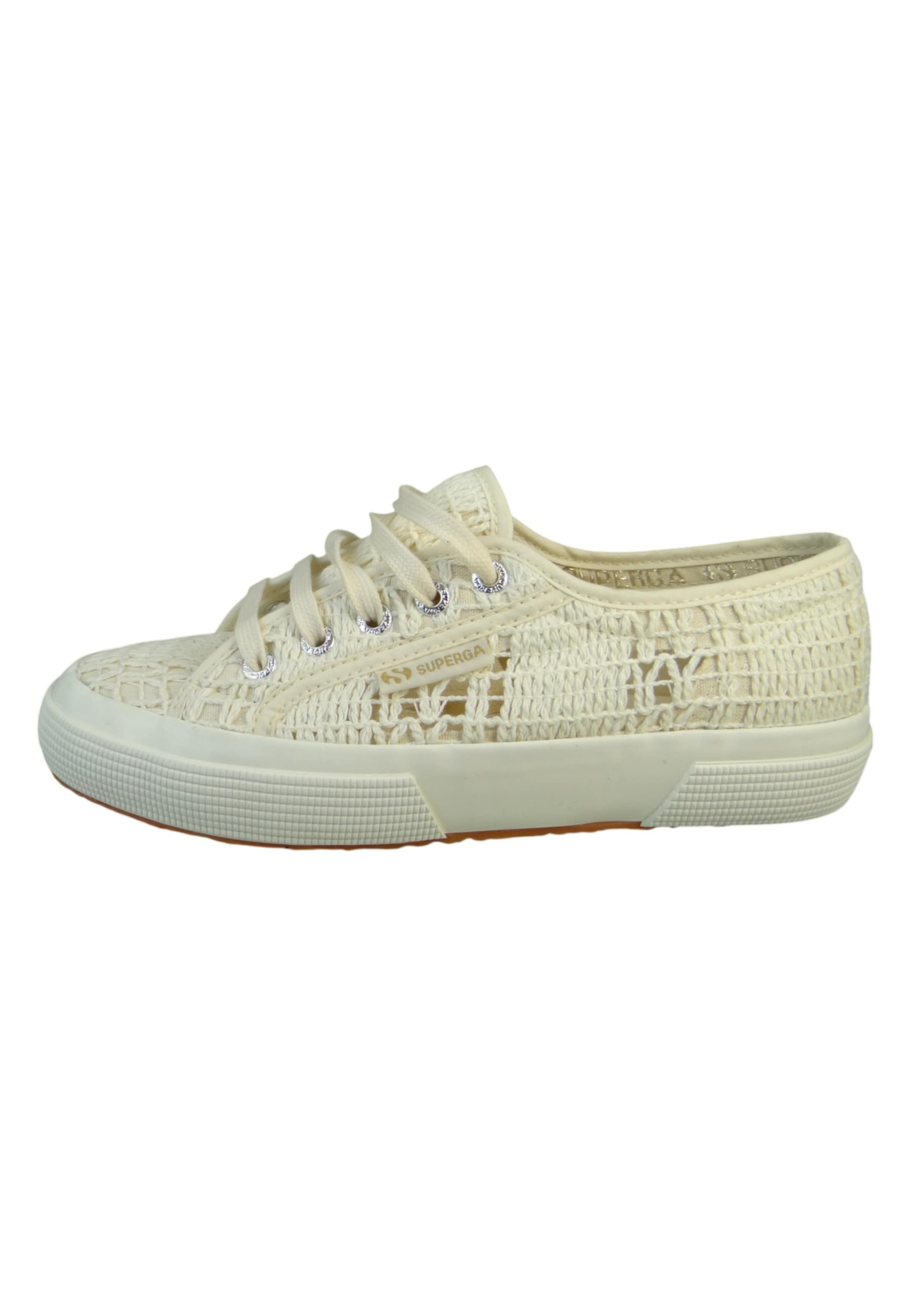SUPERGA Sneaker '2750 Crochet Macrame' in Beige