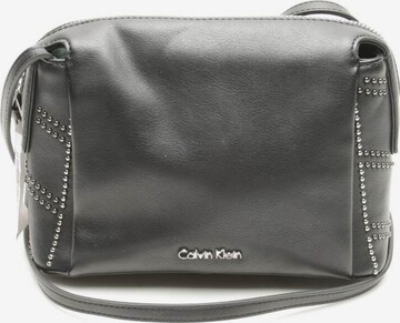 Calvin Klein Schultertasche / Umhängetasche One Size in Schwarz: predná strana