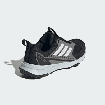 ADIDAS TERREX Ulkoilukengät 'Tracefinder Trail' värissä musta