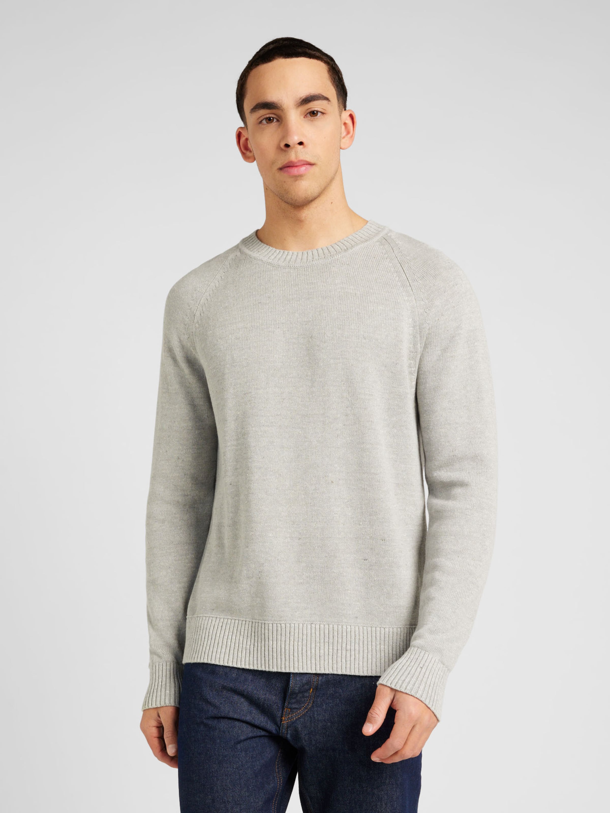 Banana republic grey sweater deals