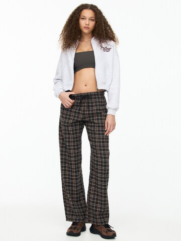 Pull&Bear Sweatjakke i grå