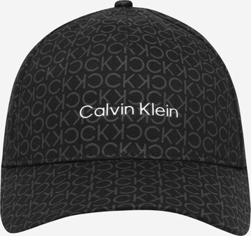 Calvin Klein Кепка в Черный