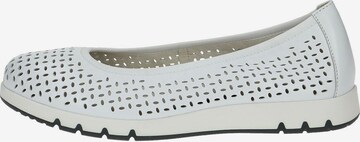 CAPRICE Ballet Flats in White
