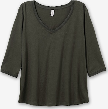 SHEEGO T-shirt i grön: framsida