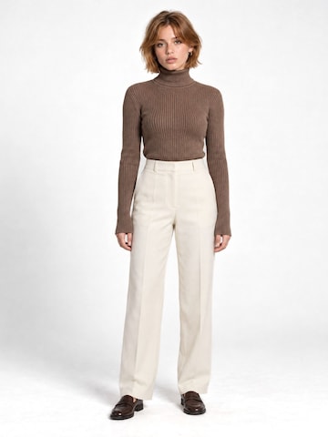 RYVAN Svetr 'Pullover' – hnědá