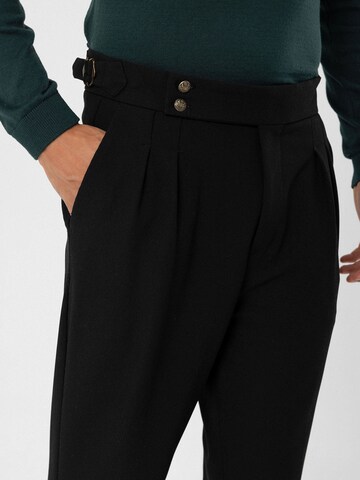 Antioch Normalny krój Spodnie w kolorze czarny