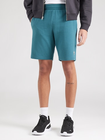 Regular Pantalon 'ESS ELEVATED' PUMA en vert : devant