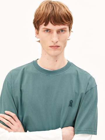 T-Shirt ARMEDANGELS en bleu : devant