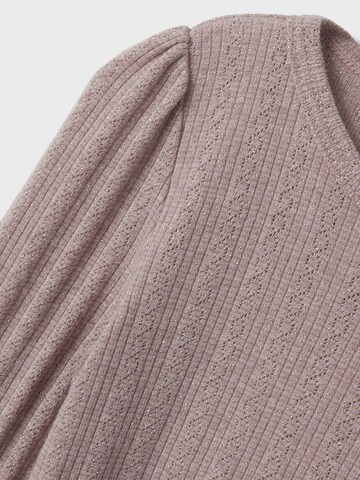 NAME IT Pullover in Lila