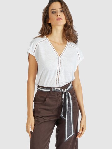 MARC AUREL Shirt in Wit: voorkant