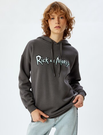 Koton Sweatshirt in Grey: front