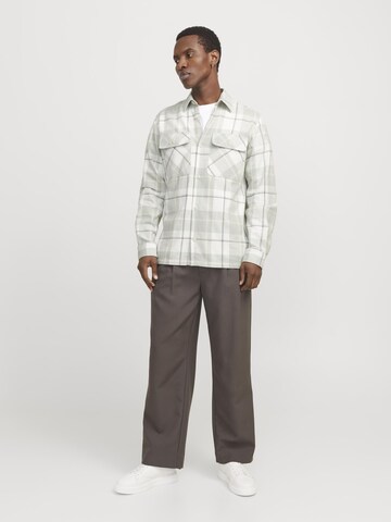 JACK & JONES Comfort Fit Skjorte i grøn