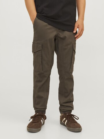 Jack & Jones Junior Tapered Broek 'JNRPau JJFlake' in Groen: voorkant