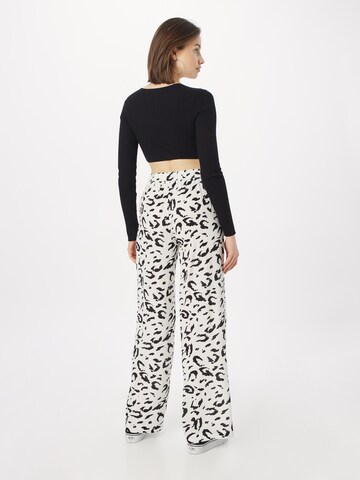 Wide Leg Pantalon 'FERGIE' Aware en blanc