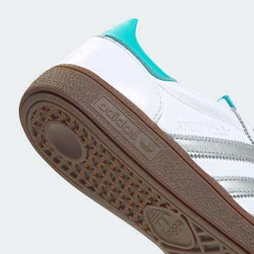 ADIDAS ORIGINALS - Zapatillas deportivas bajas 'Handball Spezial' en blanco