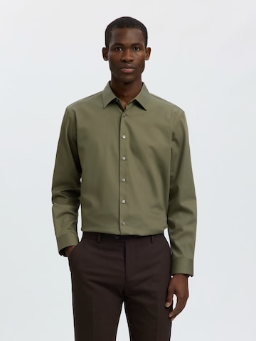 SELECTED - Ajuste estrecho Camisa en verde: frente