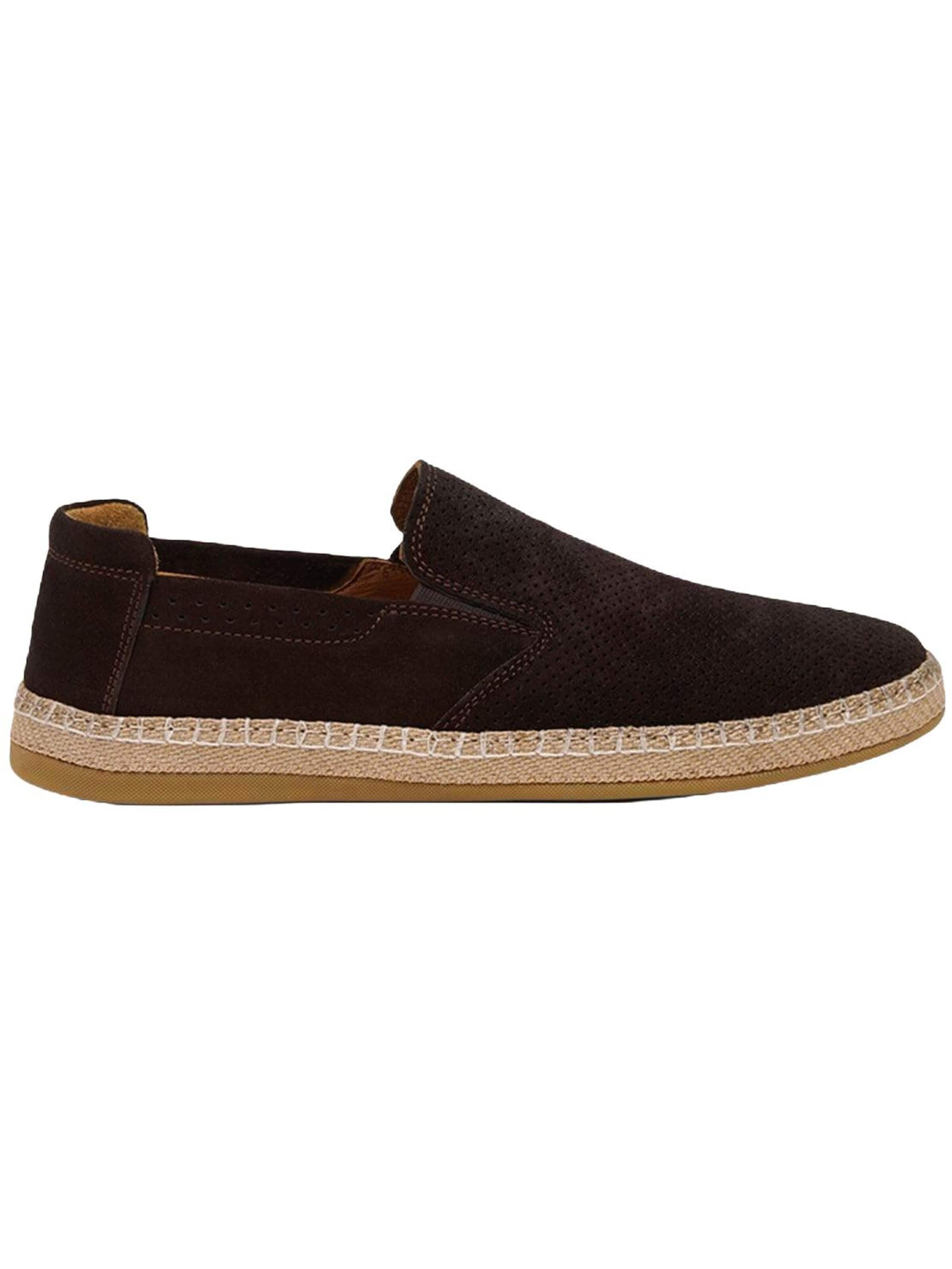 Desa Slip-ons in Brown
