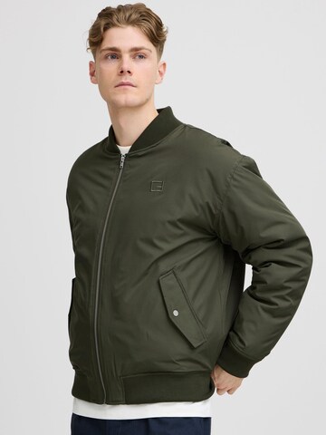 Casual Friday Between-Season Jacket in Green: front