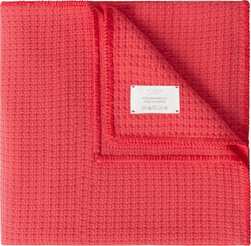 Cradle Studio Blankets 'Cosy Occasion Oversize' in Red: front