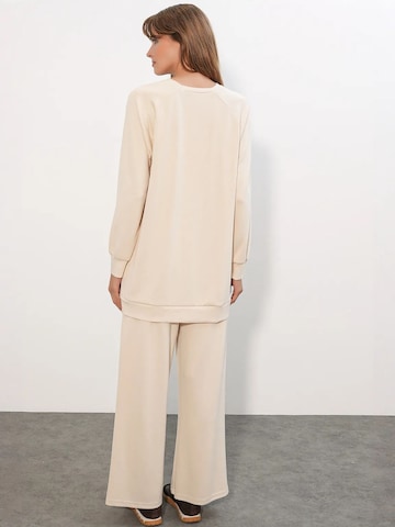 Completo pantalone di Bigdart in beige