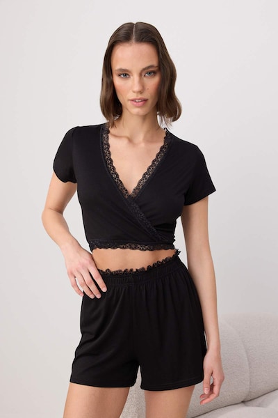 Trendyol Shorty i XS i sort, Produktvisning