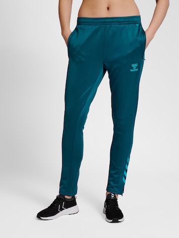 Hummel Slimfit Sportbroek in Blauw: voorkant