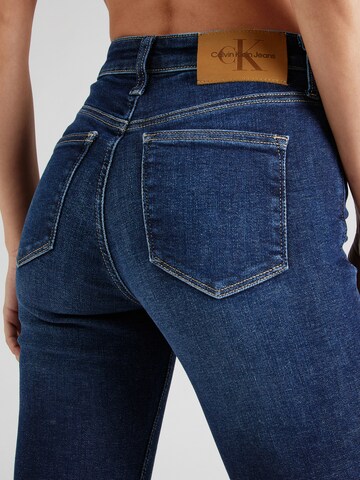 Calvin Klein Jeans - Bootcut Vaquero en azul