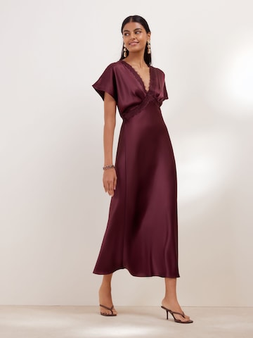 Robe Friends Like These en violet