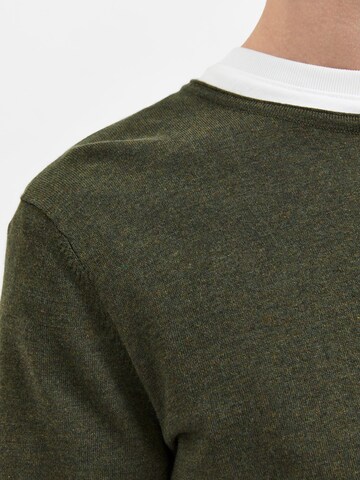 SELECTED HOMME Sweter 'Rome' w kolorze zielony