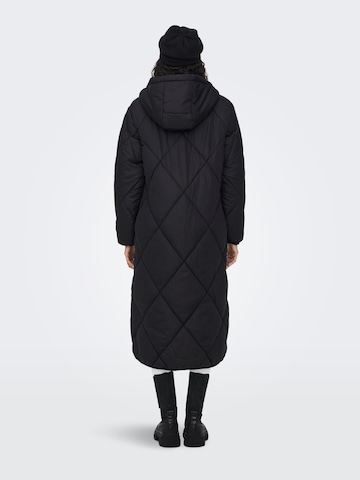 ONLY Between-seasons coat 'Tamara' in Black
