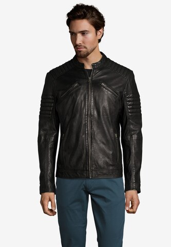 CAPITANO Between-Season Jacket in Black: front