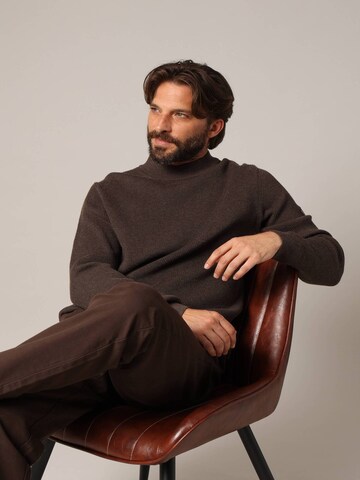 Pull-over 'Cheston' Deeluxe en marron : devant
