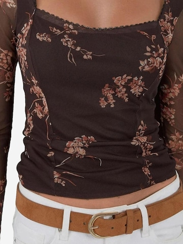 Hiccup Shirt in Brown