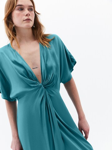 OXXO Avondjurk 'Twist' in Blauw