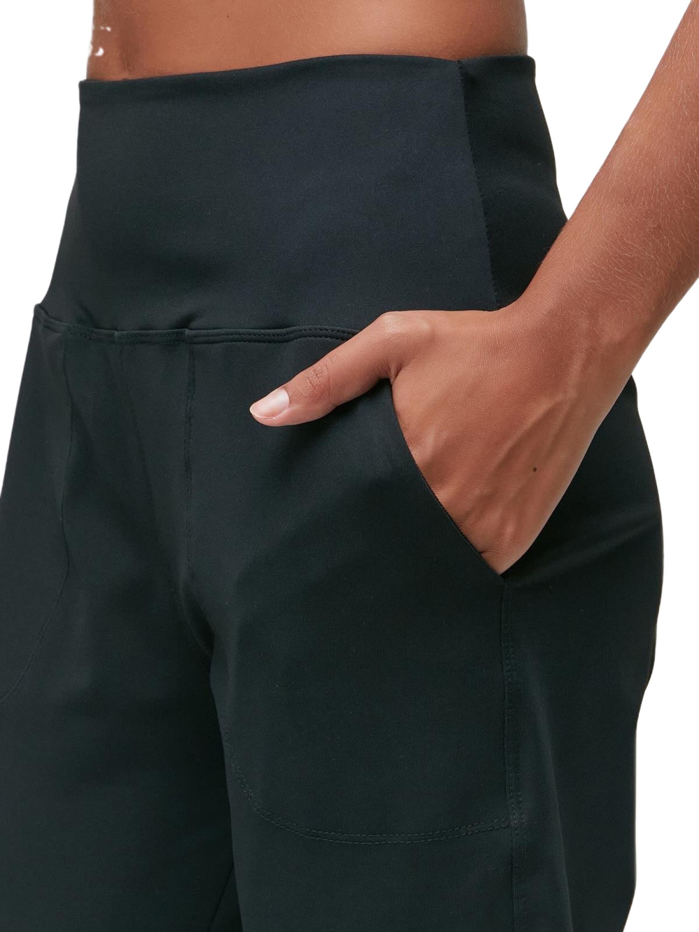 C&City Tapered Hose in Schwarz