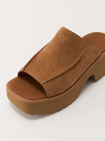 UGG Muiltjes in Bruin