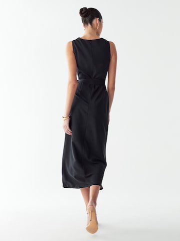 Rochie 'Reane' de la Willa pe negru: spate