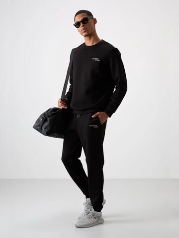 Survêtements Tommy Life en noir