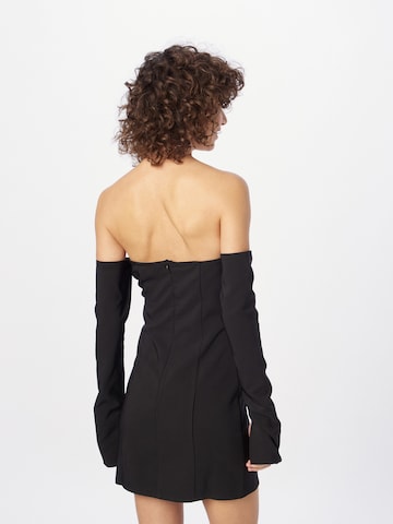 Rochie de la Misspap pe negru