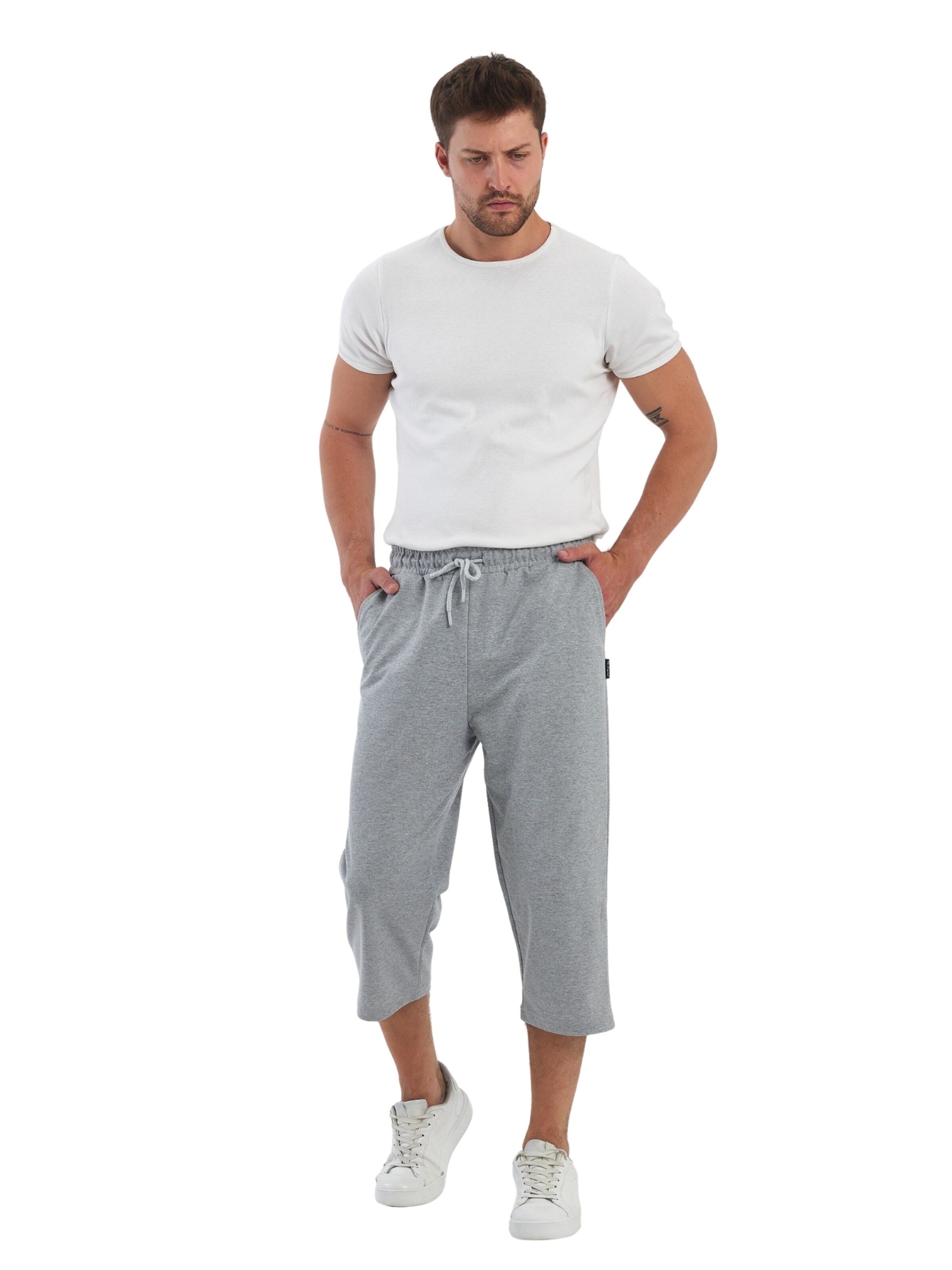 comeor Regular Workout Pants in Grey: front