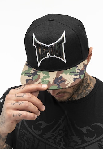 Tapout Cap ' CHEROKEE ' in Black: front