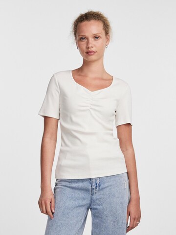 PIECES T-shirt 'Tania' i vit: framsida
