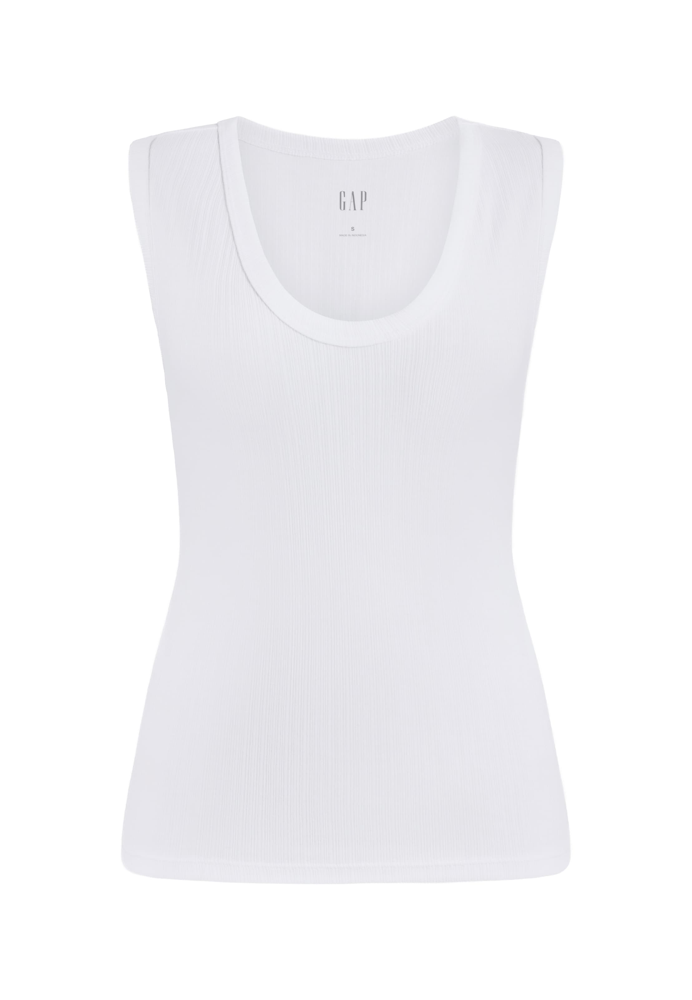 GAP Top in White: front