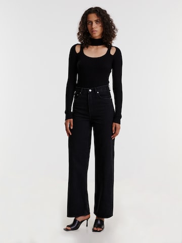 EDITED Wide Leg Jeans 'Avery' in Schwarz